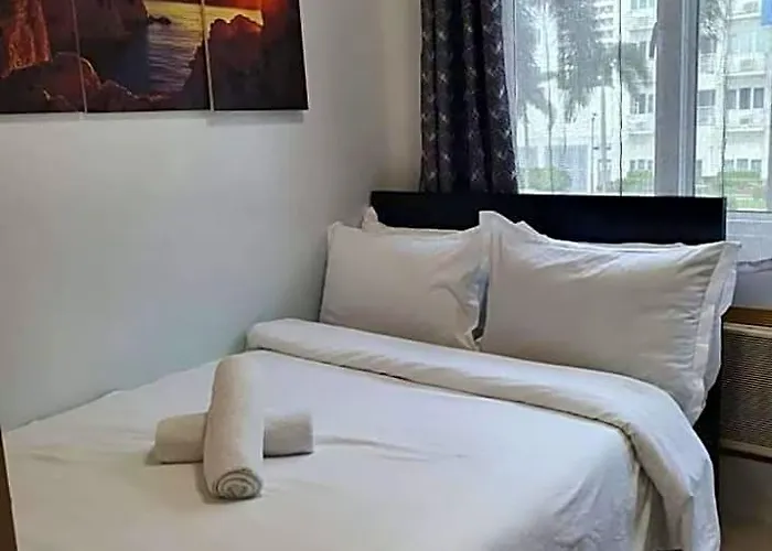Vangie'S Place At Sea Residences
