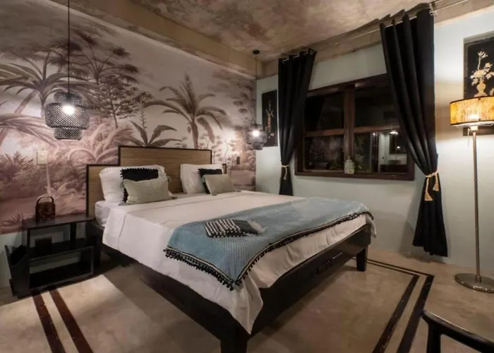 La Plage Hotel