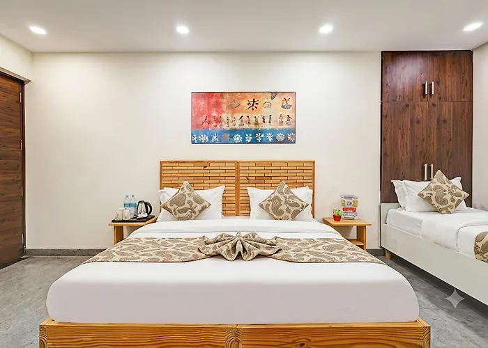 Hotel Ashram Suites Near Nizamuddin Railway Station