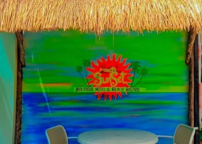 Sunset Beach Retreat & Beach Bistro