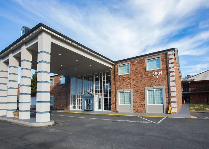 Lux Mins To "Atrium & Novant" Uptown Char Airport