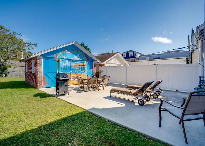 Ventnor City Getaway W/ Yard: 2 Blocks To Beach!