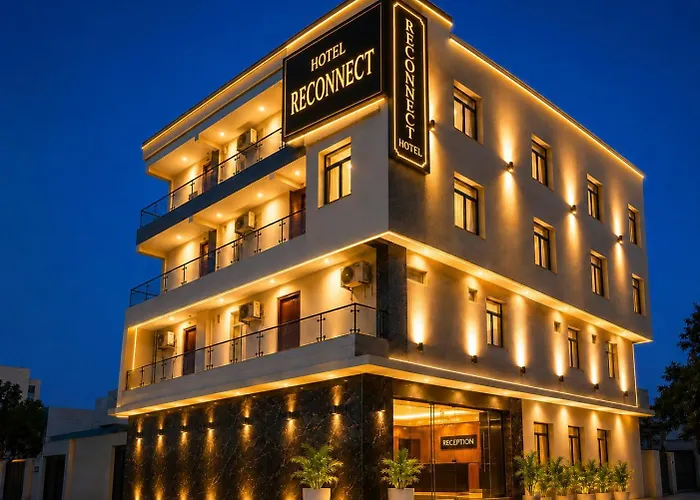 Hotel Re-Connect Near Delhi International Airport