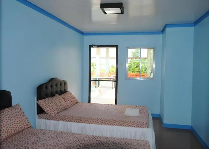 Sir Williams Lodge & Beach Resort