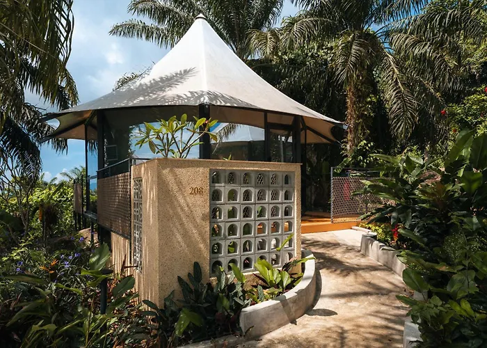 Seawind Cloudcrest Resort