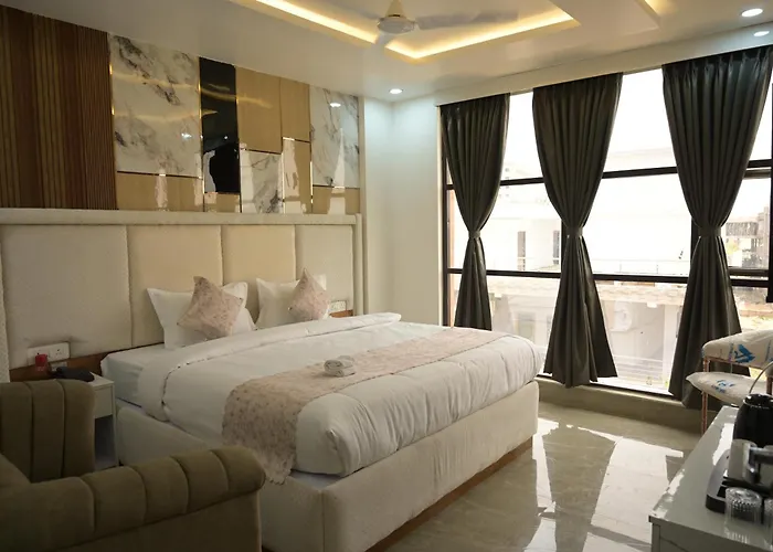 Hotel Surya Inn
