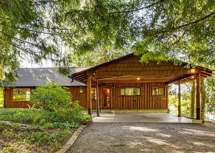 Private Beach Access! Group-Friendly Getaway!