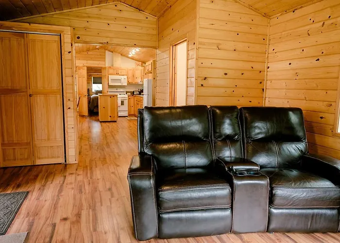 Beach Cabin Pet-Friendly Near Forks & Sekiu
