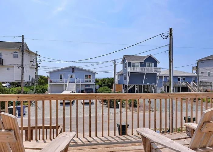 1026 Ocean Blvd - 4 Bedroom Beach Bungalow