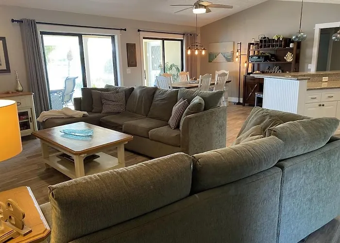 Private Beachfront Fun, Kayaks, Dolphins & Sunsets Await - Fins & Grins - Roelens