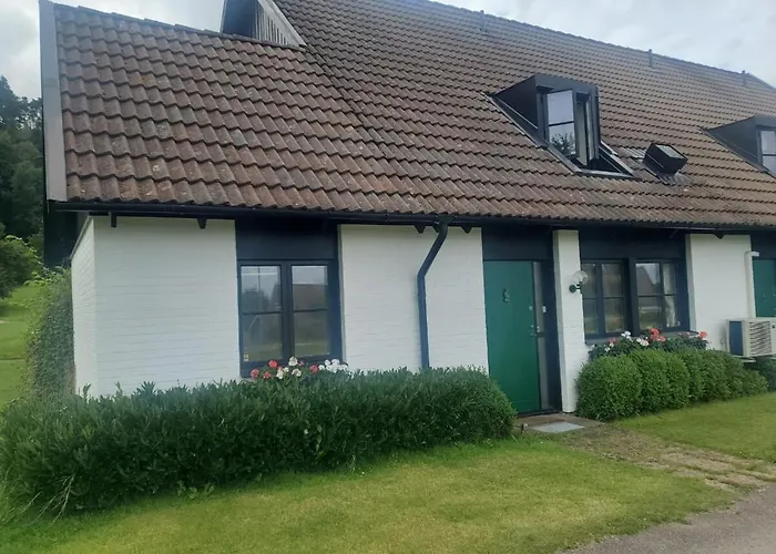 Beautiful Townhouse In Bastad! Perfect Location & 8 Beds!