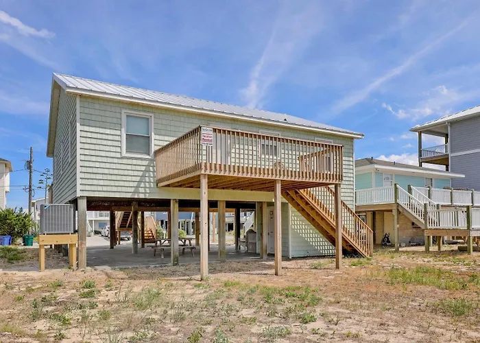 1026 Ocean Blvd - 4 Bedroom Beach Bungalow