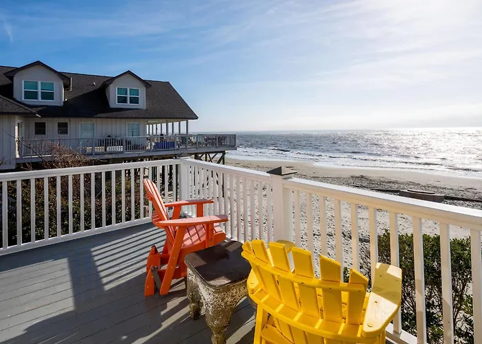 Marshall Blvd 2907 B - Sea Foam At The Blue Horizon