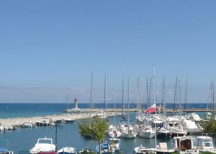 Appart avec terrasse proche mer