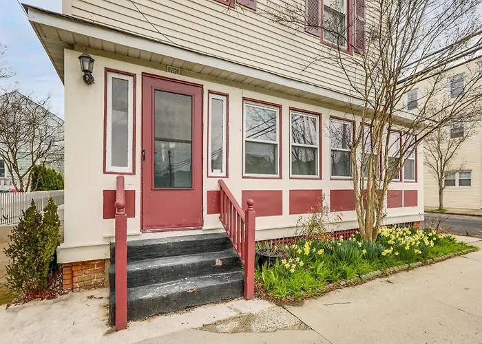 Steps To Shore & Boardwalk! Ocean Grove Getaway