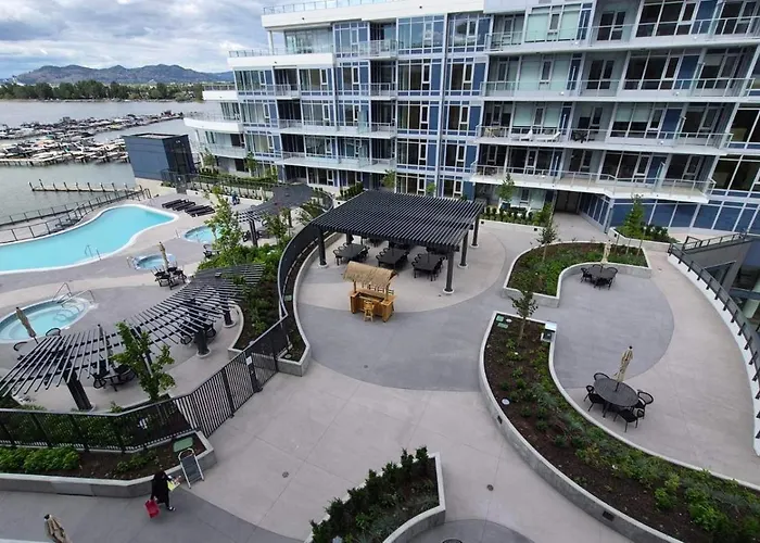 Kelowna Aqua Waterfront Rental