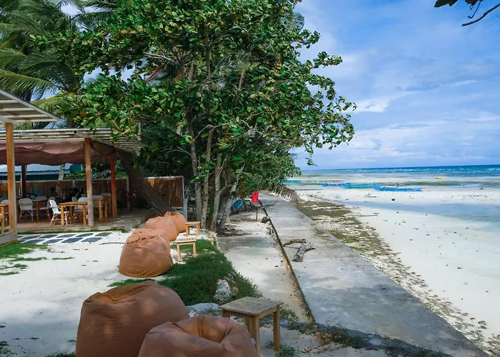 Soluna Siquijor Boutique Resort