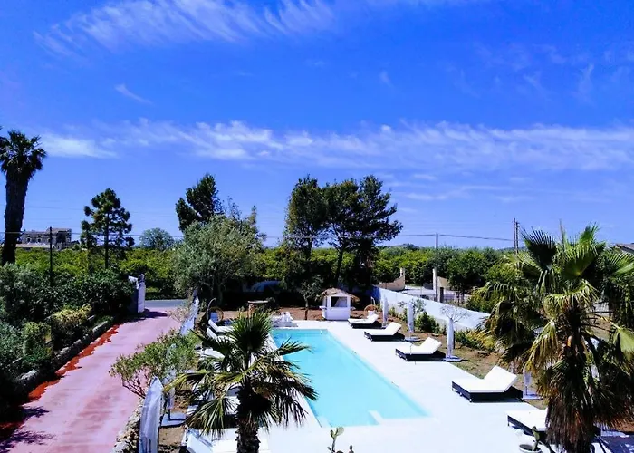 Hotel Residence Noto Marina Relais