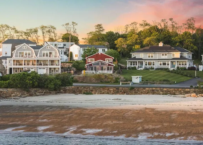 Niles Beach House