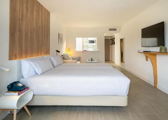 Innside By Melia Wave Calvia