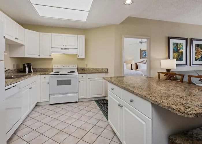 Holiday Inn & Suites Clearwater Beach S-Harbourside