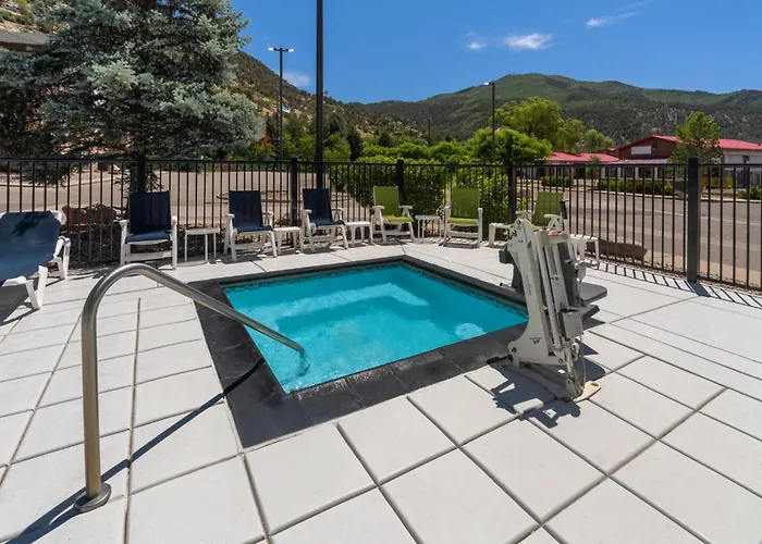 Holiday Inn Express Glenwood Springs Aspen Area By Ihg
