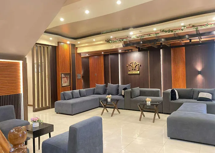 A&A Plaza Hotel