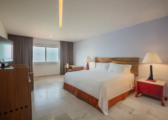 Holiday Inn Resort Ixtapa All-Inclusive By Ihg