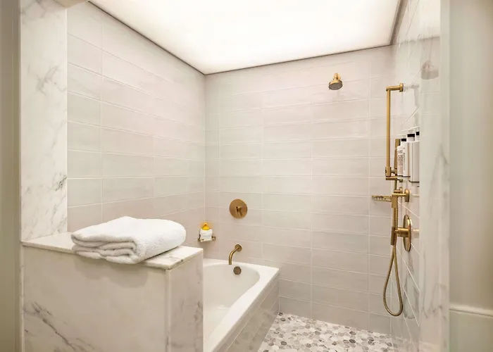 21C Museum Hotel Bentonville - Mgallery