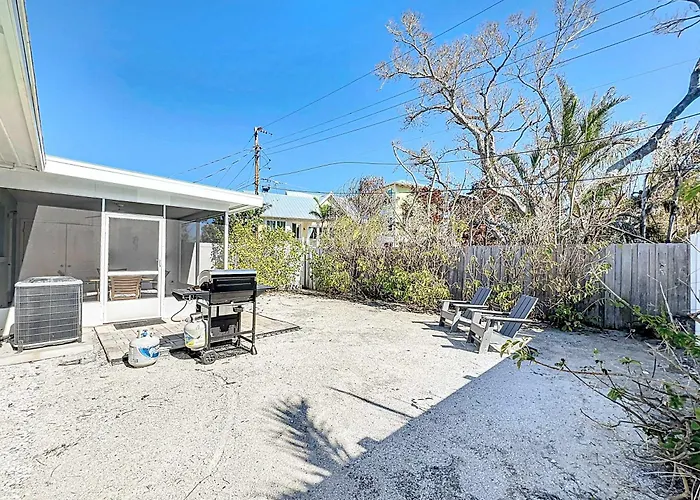 Blue Wave Villa West