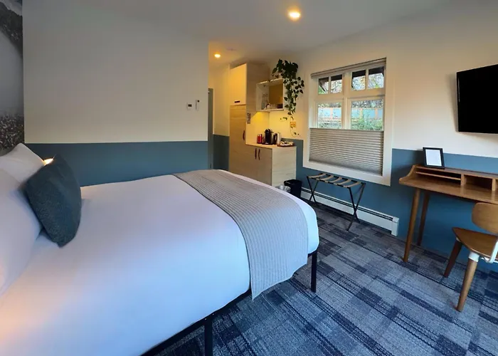 Artisan Suites On Bowen