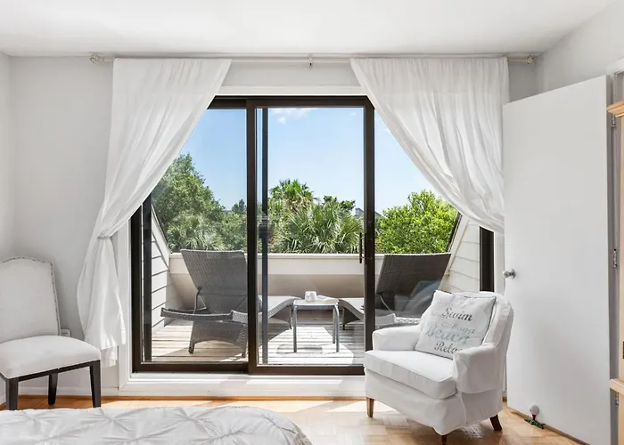 735 Spinnaker Beach House