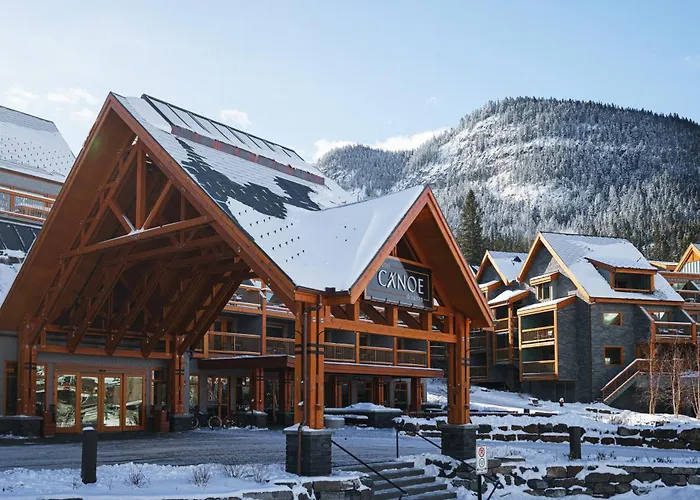Hotel Canoe And Suites