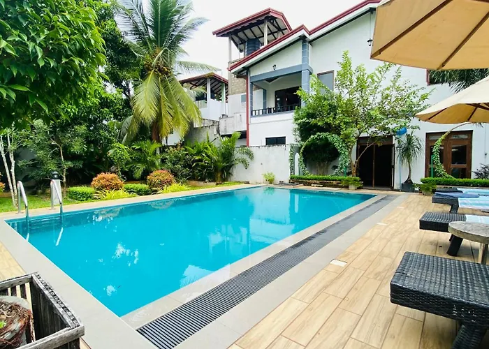 Erin Orr Villa