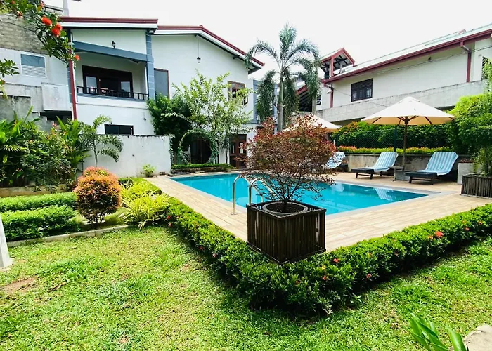 Erin Orr Villa