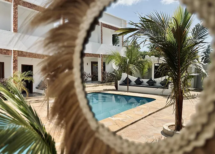 Shirley Boutique Hotel