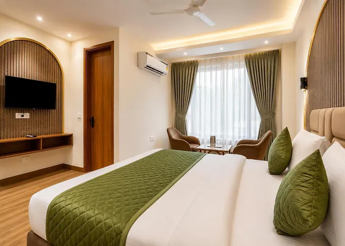 Hotel Grand Aavaas- Traveller'S Choice Award Winner 2025