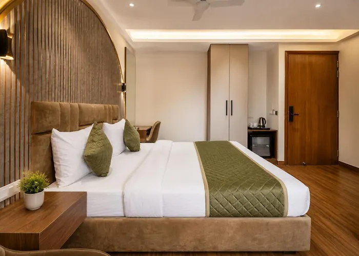 Hotel Grand Aavaas- Traveller'S Choice Award Winner 2025