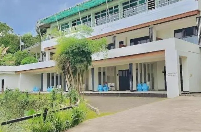 Ultra Winds Mountain Resort (Adults Only)