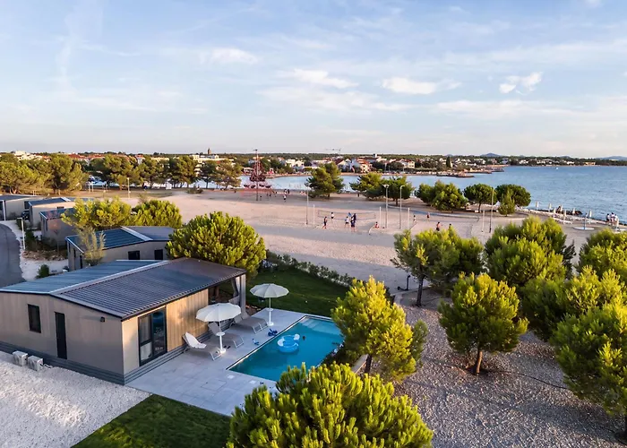 Zaton Holiday Resort Premium Glamping Villas