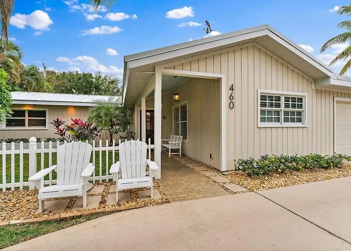 4Br 3 5Ba Juno Beach Pool Home