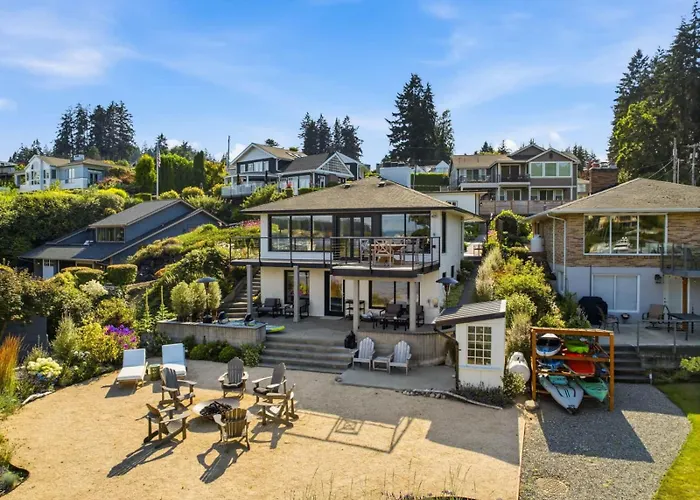Luxury Waterfront Home Walk To Downtown Gig Harbor