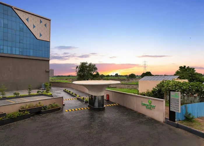 Lemon Tree Hotel, Bharuch