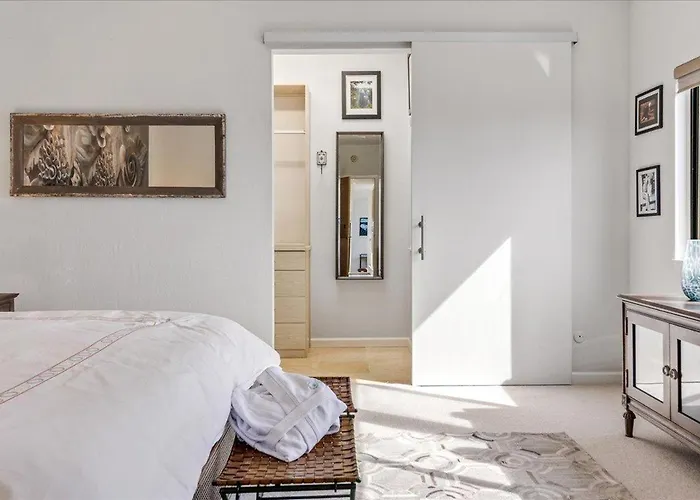 4062 Pretty Perfect Penthouse