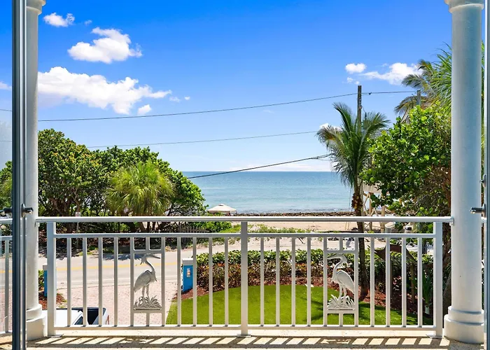 Mermaid Cove - Beach-To-River Retreat With Pool, Private Dock, Boat Lift