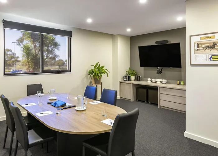 Mantra Melbourne Melton