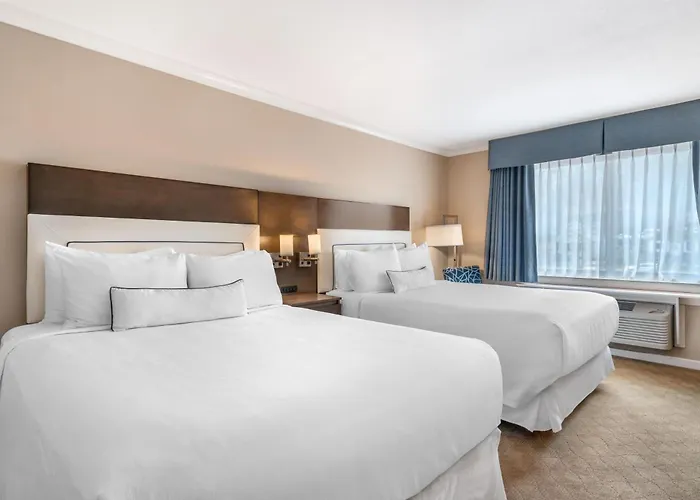 Best Western Plus Columbia River Hotel