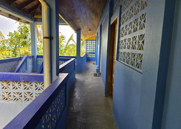 Anchorage Beach Resort Caye Caulker