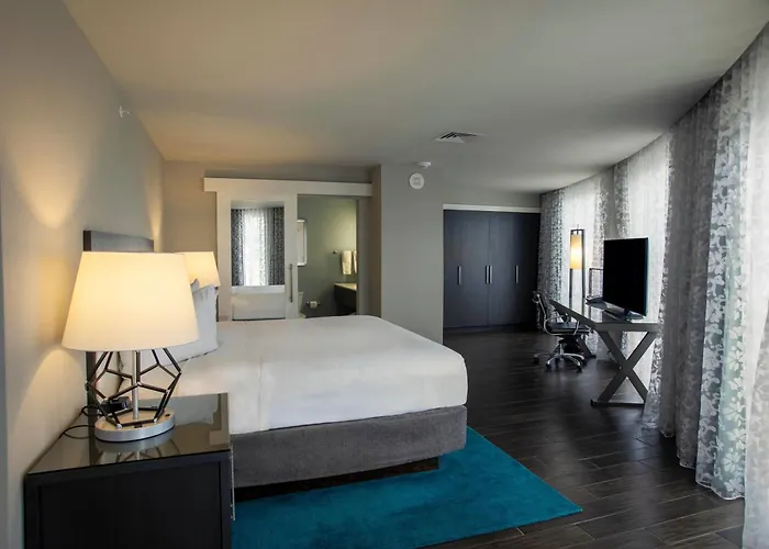 Wyndham Grand Jupiter At Harbourside Place
