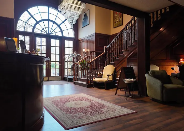 Colts Neck Inn Hotel